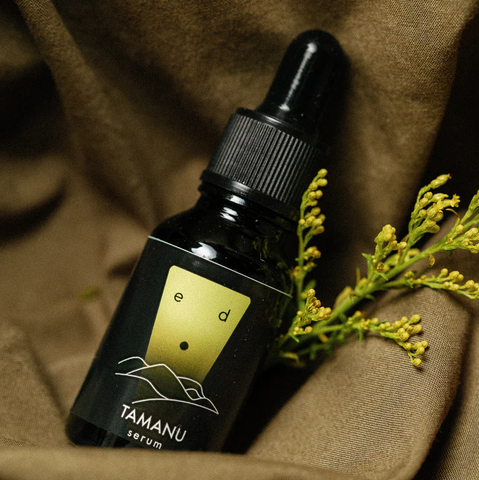 Tamanu oil serum