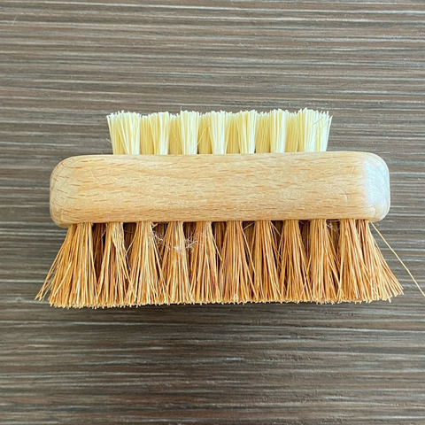 Double sided NAIL BRUSH  COCONUT/TAMPICO
