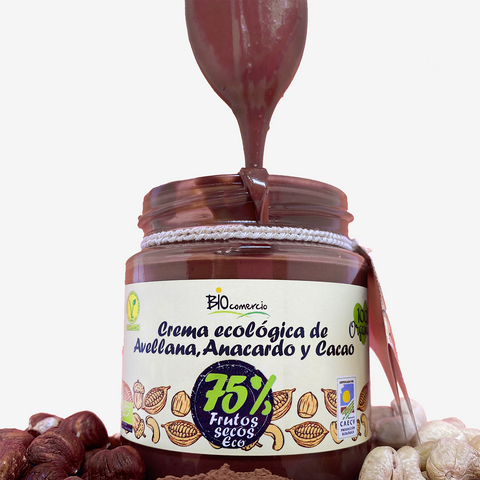 Organic Hazelnut, Cashew & Cocoa Cream