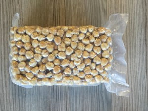 organic roasted hazelnut kernels